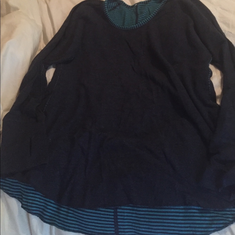 Lululemon top