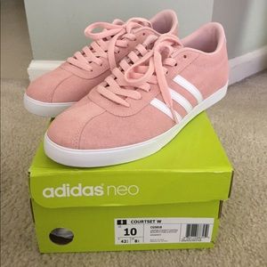 Adidas Low top sneakers