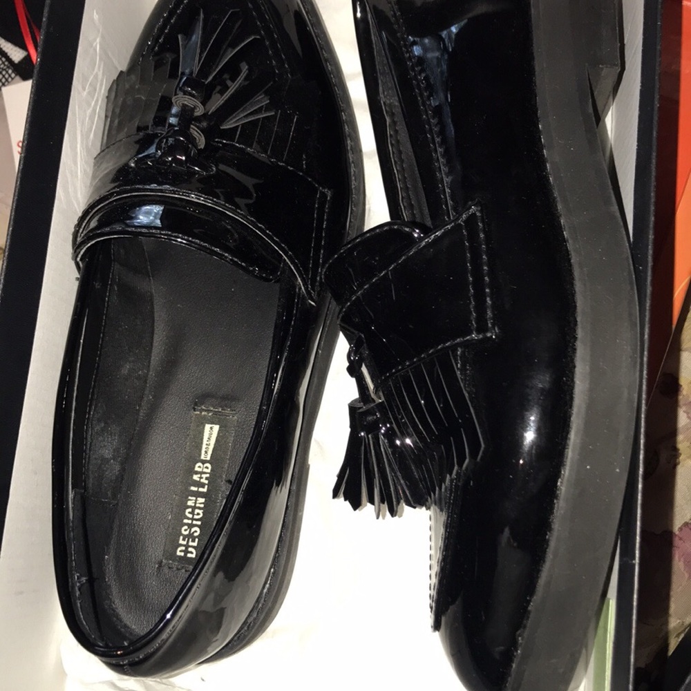 WORN ONCE, in box! Design lab loafer