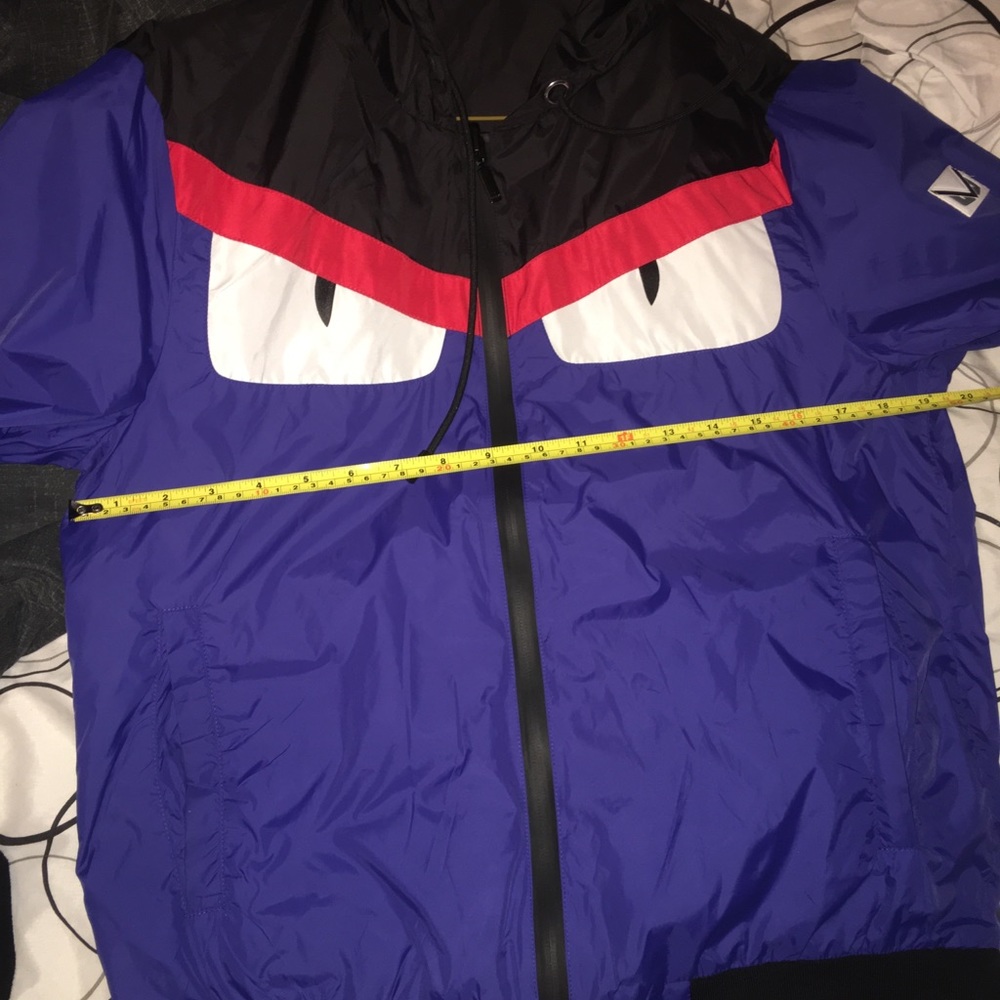 Fendi Jacket 100 Authentic sz L Fits  Like A Small