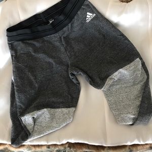 Adidas two-tone gray workout joggers/leggings