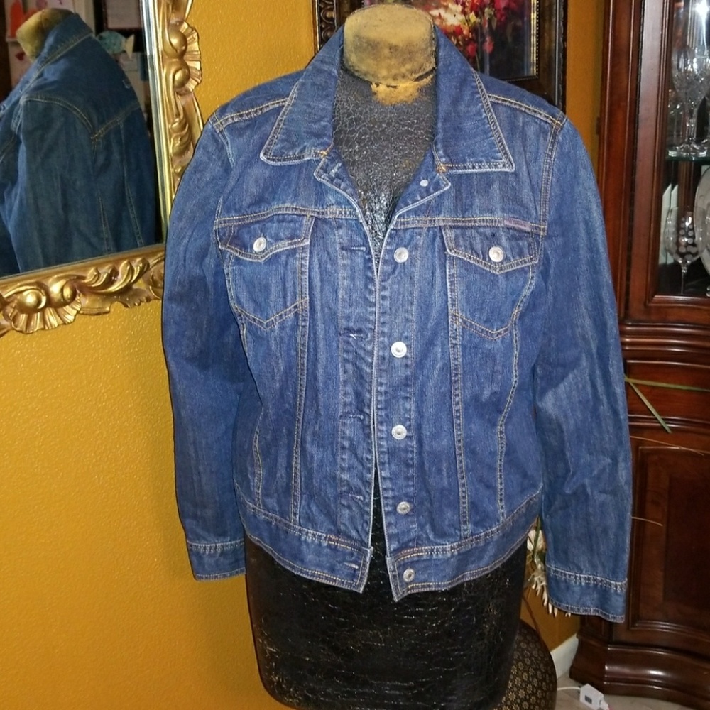 Woman's jacket