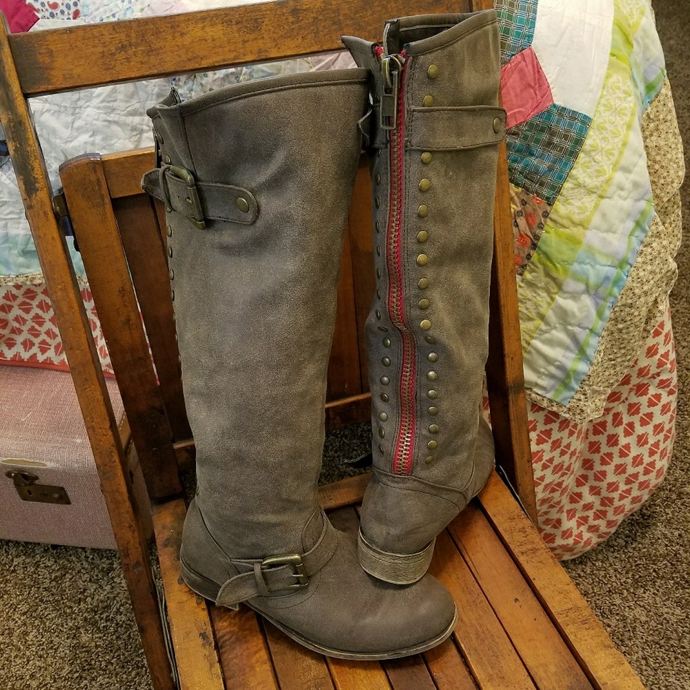 Riding boots