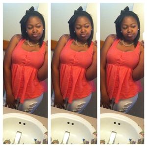 Meet your Posher, Candice