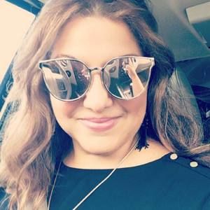 Meet your Posher, Stephanie