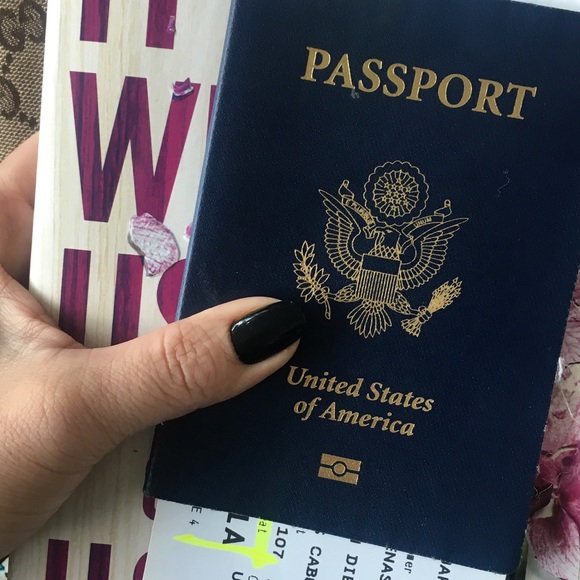 I actually hate shopping. - Picture 2 of 6