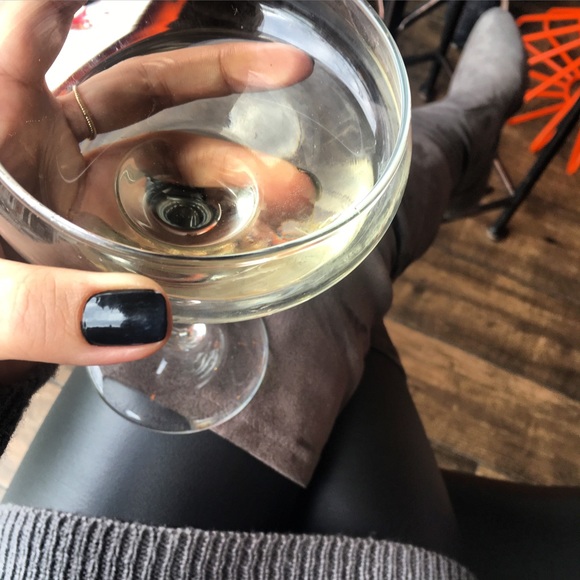 I actually hate shopping. - Picture 3 of 6