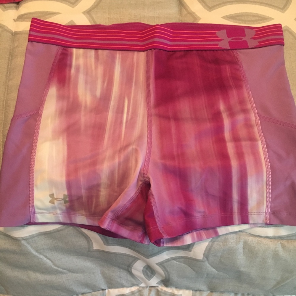 Under armor spandex workout shorts
