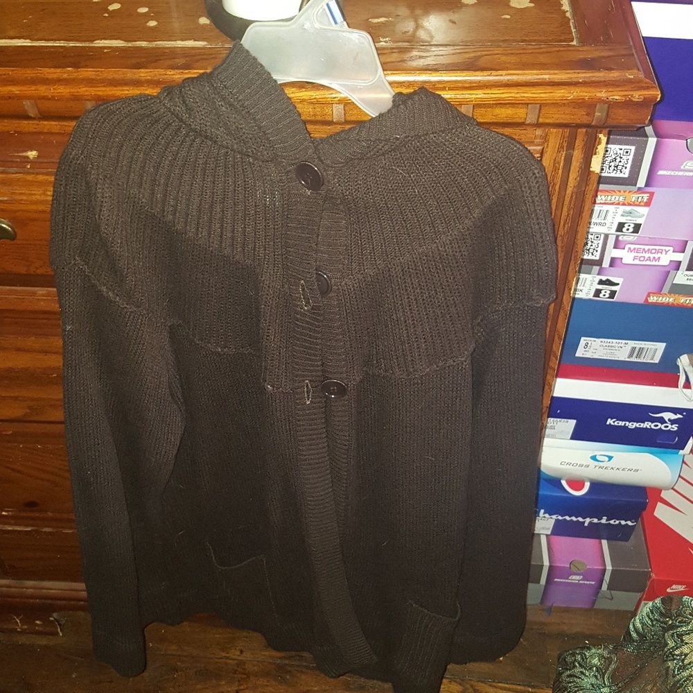 Brown sweater