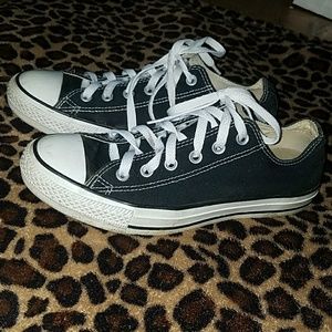 Black converse size 9