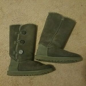Tall grey button uggs