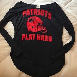 Patriots long sleeve shirt - Size small