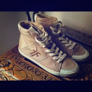 Men’s rugged Frye sneakers. Only wore once!