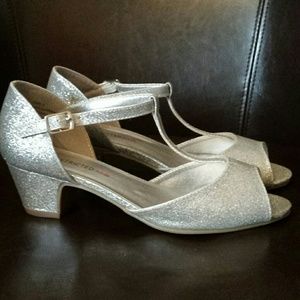 Girls open toe glitter t-strap heels, worn  once!