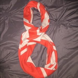 New York & Company Infinity Scarf