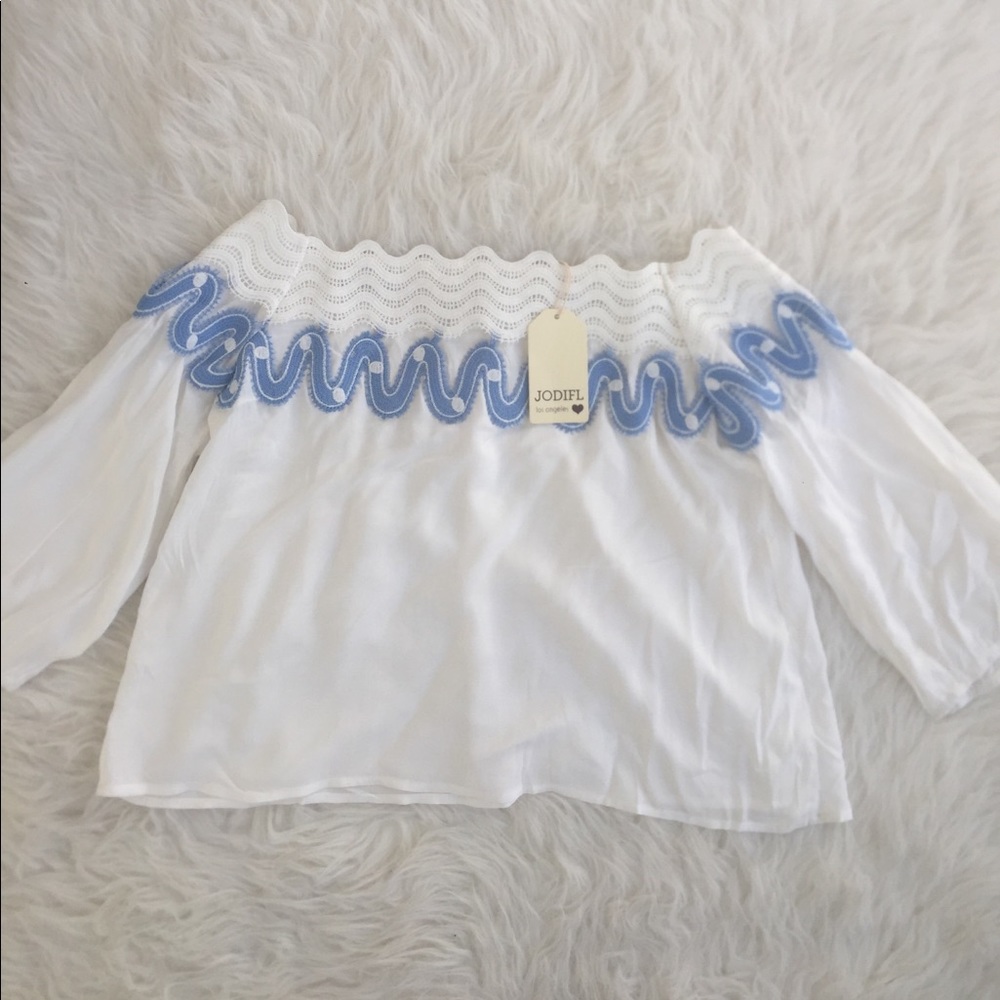 Boho White n Blue off shoulder top NWT Size M