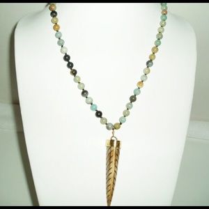 Horn necklace