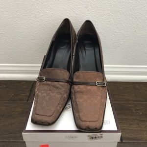 Coach brown pumps size 10