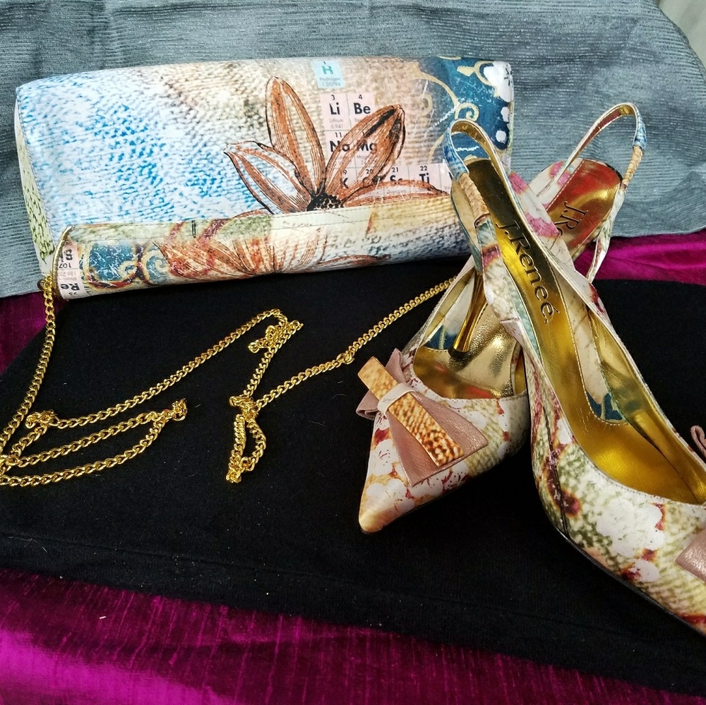 J.RENEE SHOES AND PURSE SET.