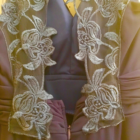 Tawny Blue lace back long evening dress Size Small - Picture 6 of 7