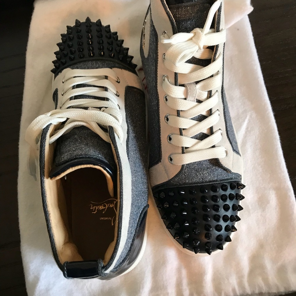 Holding for @Cardyiare