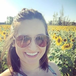 Meet your Posher, Mel