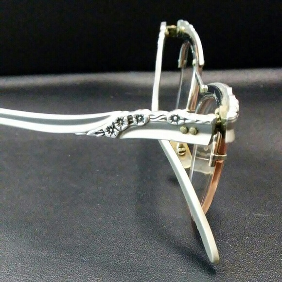 Sold - Picture 2 of 4