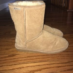 Brown bear paw boots