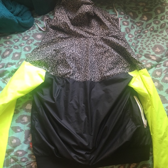 RARE Nike Windbreaker - Picture 6 of 7