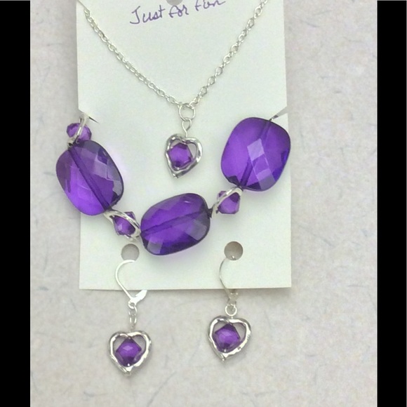 Purple/Silver Heart Bracelet - Picture 3 of 3