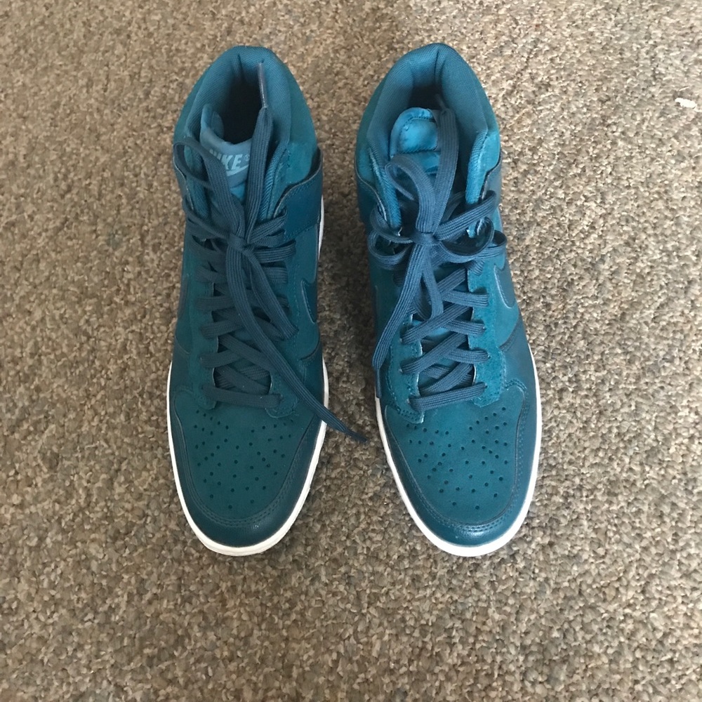 Nike Wedge Tennis Shoes