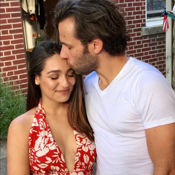 Meet your Posher, Sofia - Picture 4 of 4