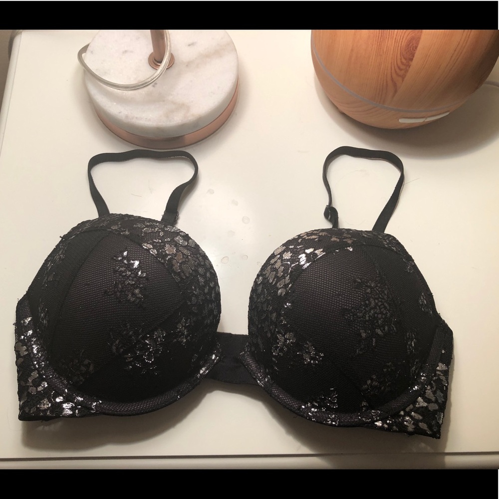 VS Bombshell Bra!!