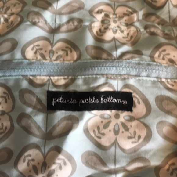 Nursing Covers - Picture 2 of 5