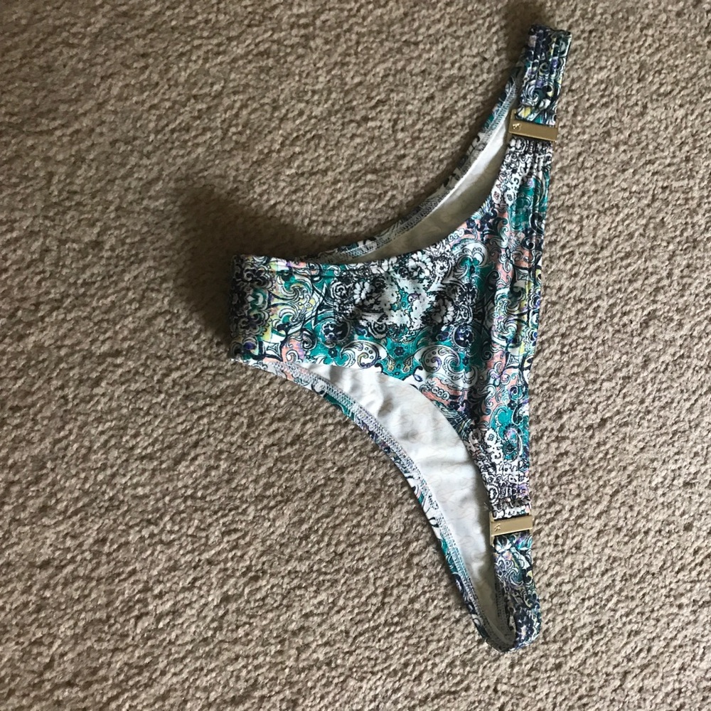 VS bathing suit bottoms