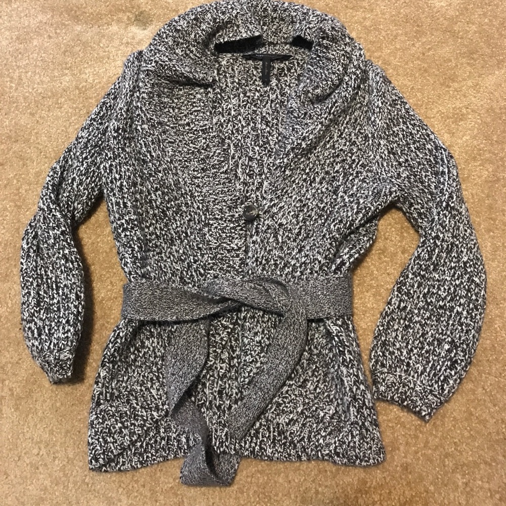 Chunky BCBG sweater XS