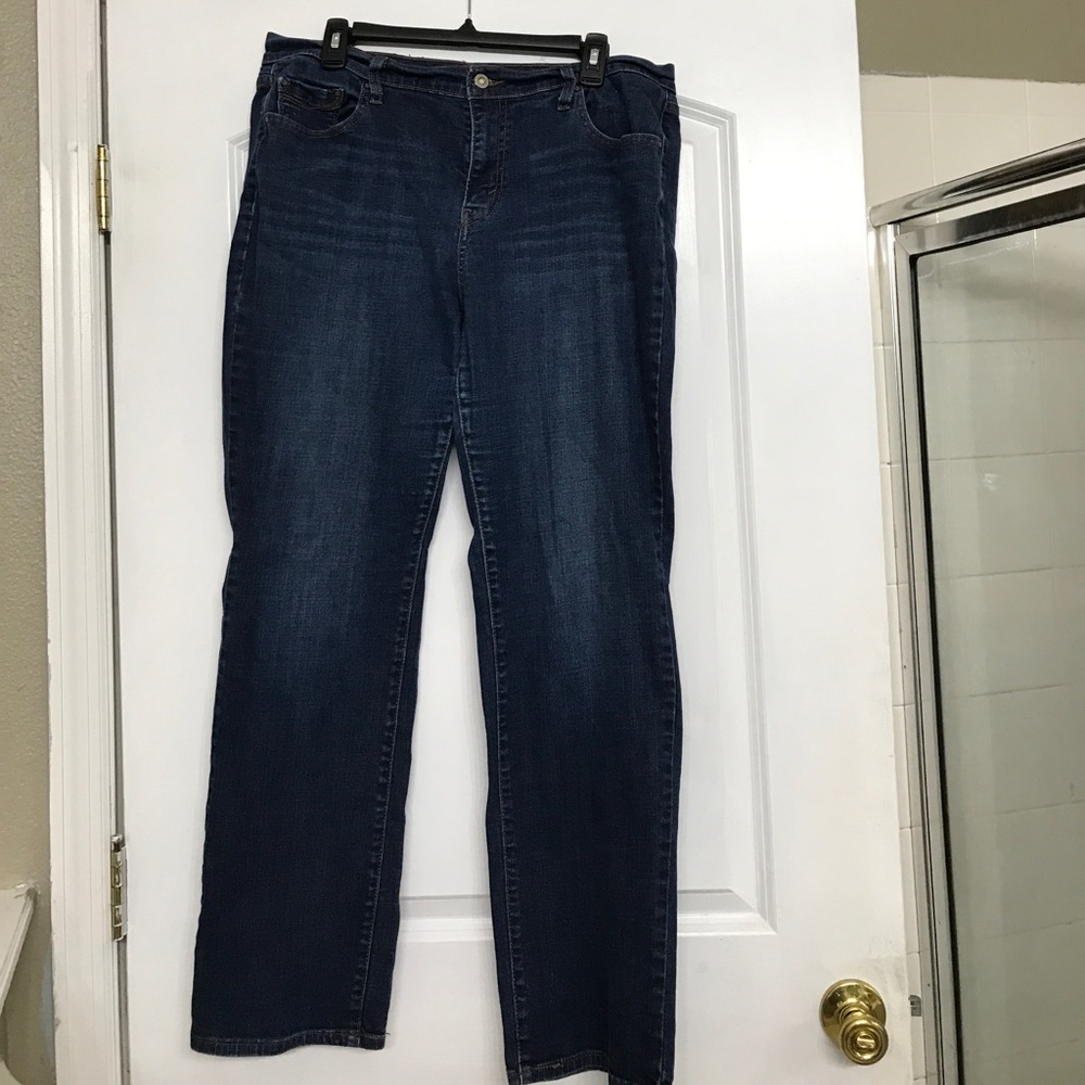 Levi’s 505 straight leg