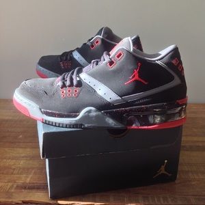 NWB Jordans! Nike Air Jordan Flight23 in Black/Red