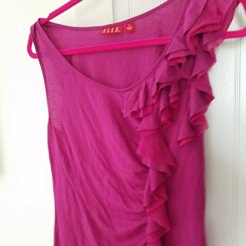 ELLE FUCHSIA SLEEVELESS RUFFLE TOP - Picture 3 of 5