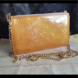 Authentic Louis Vuitton Pochette