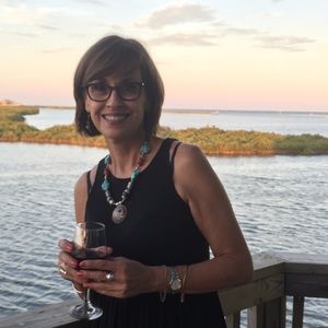 Meet your Posher, Norma