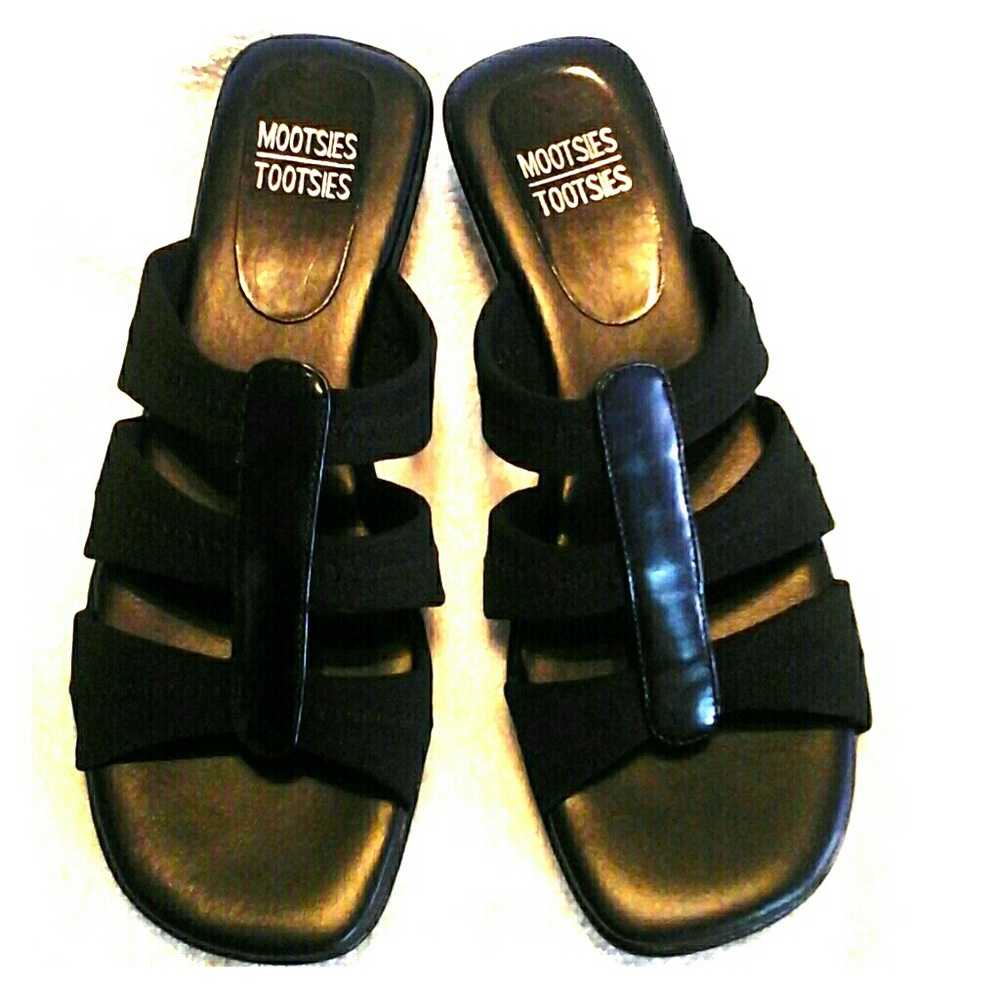 NWOT Black Slide Sandals Sz 6.5M