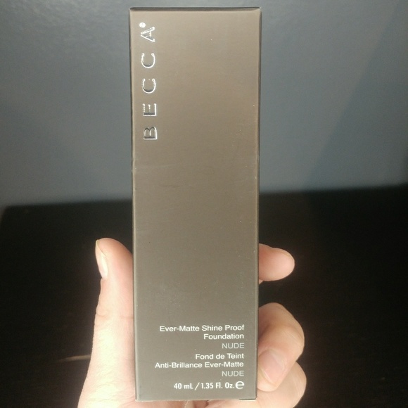 Nude(medium)-Becca Ever Matte Foundation - Picture 2 of 3