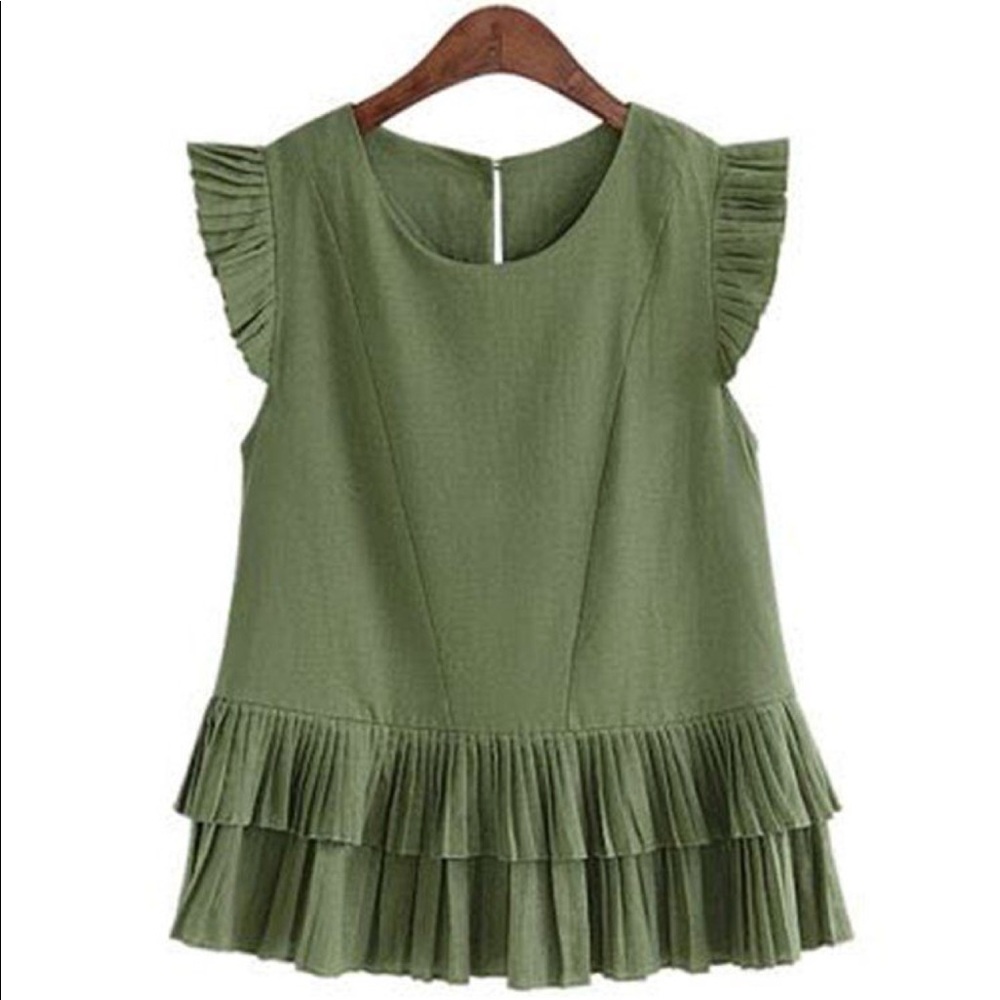 Goodnight Macaroon Viola Cape Ruffle Top