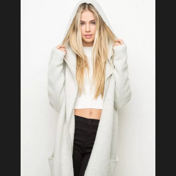 Brandy Melville wool sweater - Picture 2 of 5