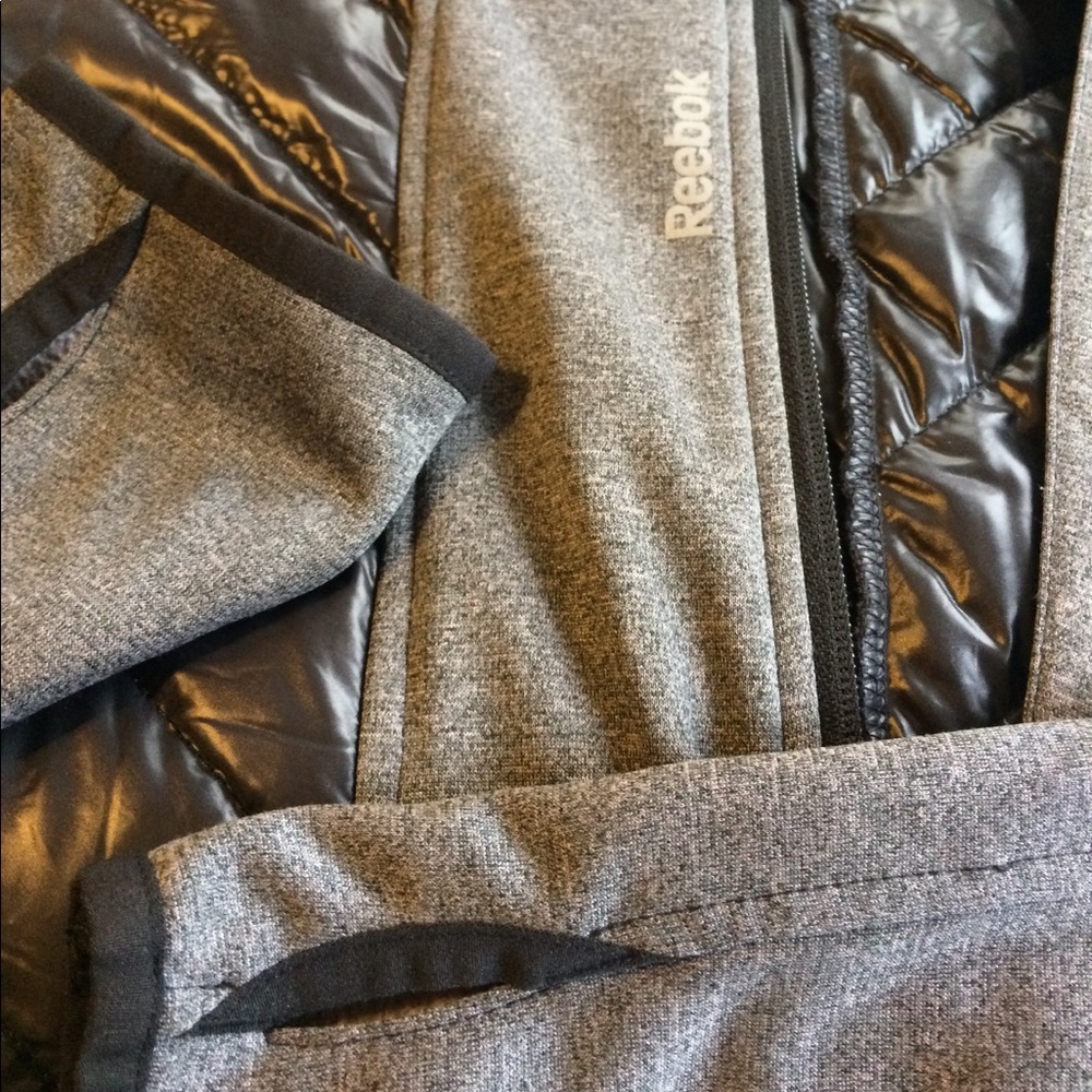 Like NEW Reebok Combo Puffer Jacket - Picture 5 of 7