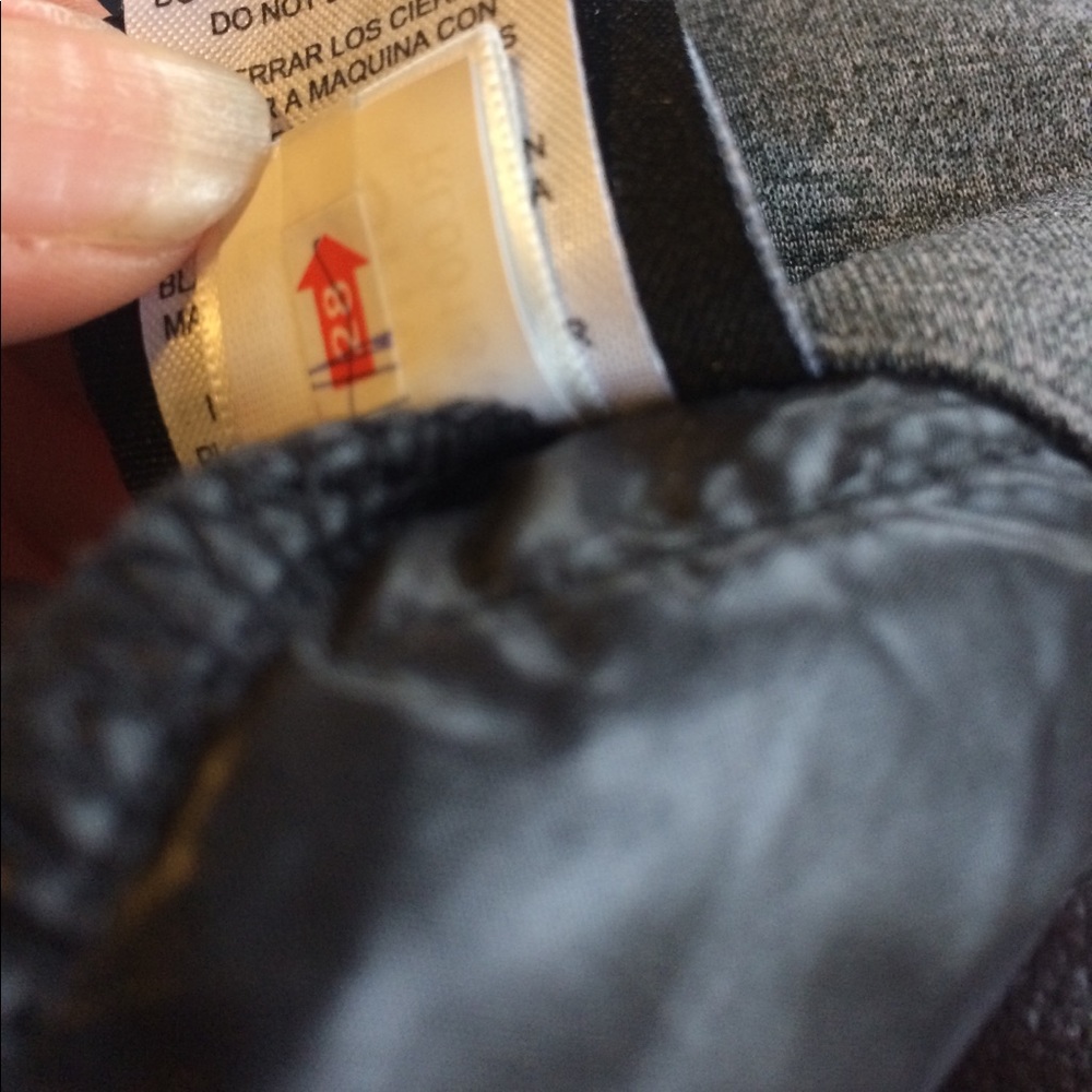 Like NEW Reebok Combo Puffer Jacket - Picture 6 of 7