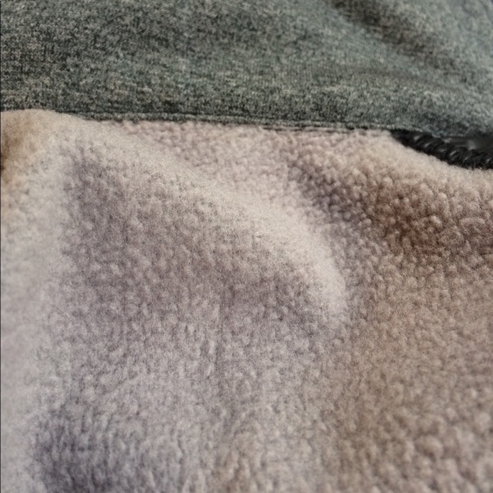 Like NEW Reebok Combo Puffer Jacket - Picture 7 of 7