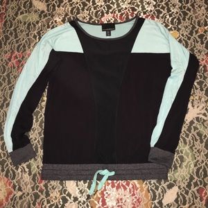 💙꧁𝓢𝓞𝓛𝓓꧂💙 Cynthia Rowley sporty rayon too