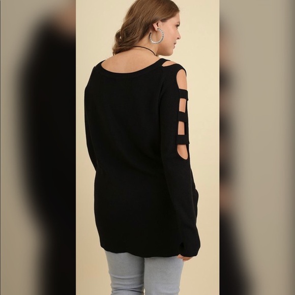✅✅PLUS✅✅Halee Knit Sweater with Cutout Sleeves - Picture 3 of 3